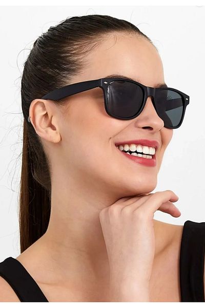 Muse Unisex Matte Black Sunglasses Black Sunglasses