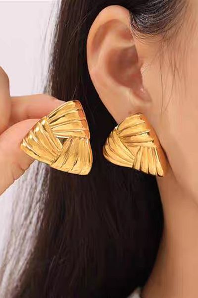 ARTEMİSİA Women's Triangle Straw Model Earrings
