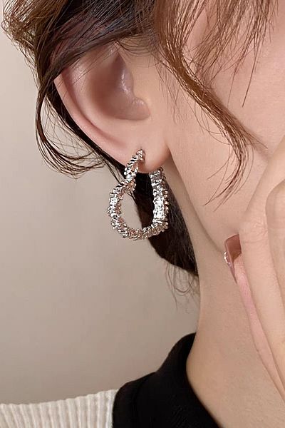 ARTEMİSİA Women's Serrated Heart Model Earrings
