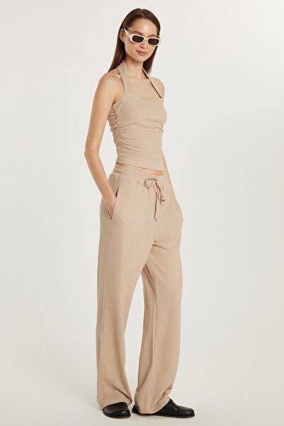 Tudors Women's Slim Fit Slim Fit Strap Collar Elastic Waist Beige Blouse Pants Suit