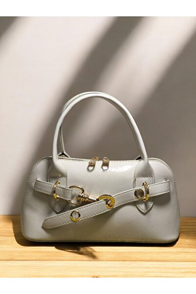 Jagu حقيبة يد وكتف نسائية بحزام كريمي بتصميم مفصل D موديل ناعم مكسور من الجلد...