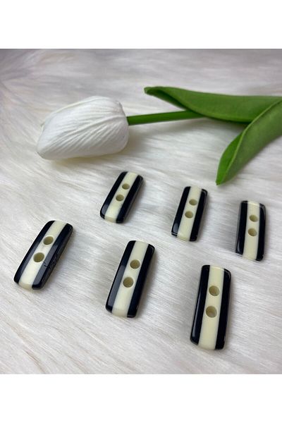 BRAVE TEKSTİL ÜRÜNLERİ Black-White 2 Holes Button 3cm-10 Pieces