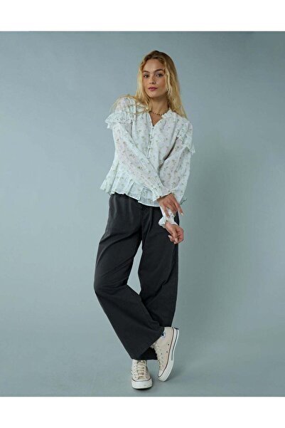 AMERICAN EAGLE AE Long-Sleeve Ruffle Peasant Blouse