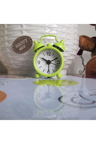 Choice Green Creative Cute Mini Metal Small Alarm Clock Electronic Home Children's Room Decoration Small Al