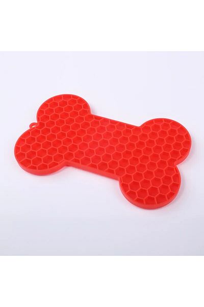 Choice Red Bone-shaped Silicone Dog Lick Pad - Relieve Boredom & Anxiety With Delicious Treats!