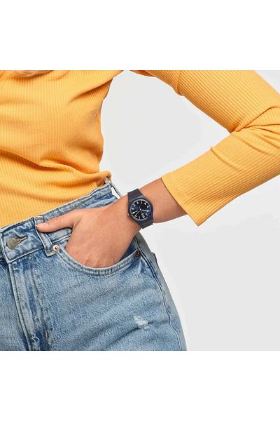 Swatch Unisex Analogue Quartz Movement Watch with Bio-sourced 34mm Case and Bracelet