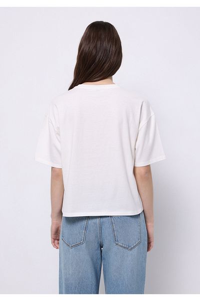 Colin's Regular Fit Round Neck Embroidered Women's White Short Sleeve T-Shirt