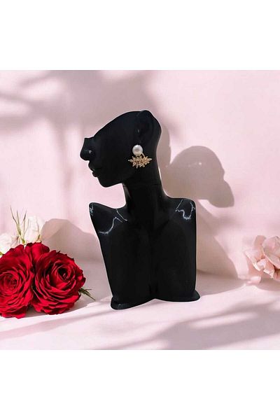 feyza collection Zircon Stone Leaf Motif Pearl Detail Vip Steel Earrings