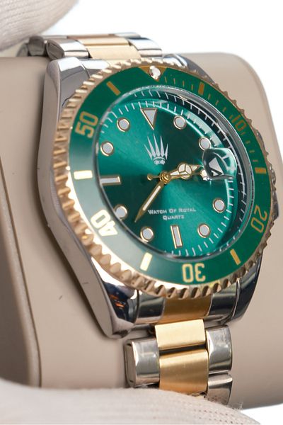 WATCHOFROYAL Titan Silver Gold Green Wristwatch