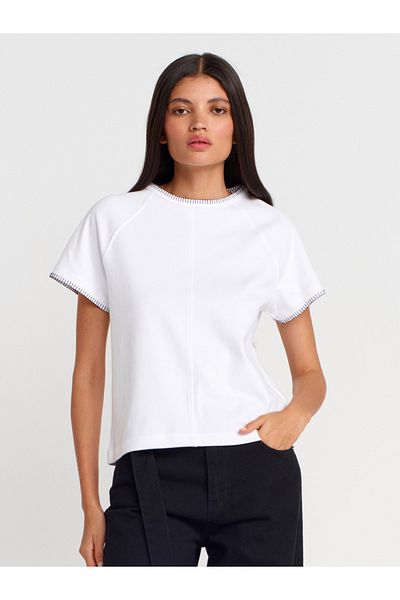 Dilvin 31824 Raglan Sleeve Contrast Stitching Detailed T-Shirt-White