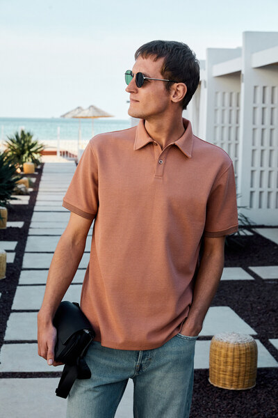 GRIMELANGE Laporte Men's Textured Fabric Slim Fit Brick Color Polo Collar T-shirt