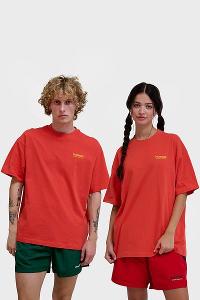 hummel Loose Bees Stadium Short Sleeve T-Shirt