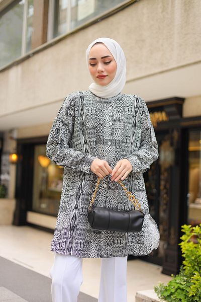 Lamazi Veil Ethnic Pattern Button Hijab Women's Shirt
