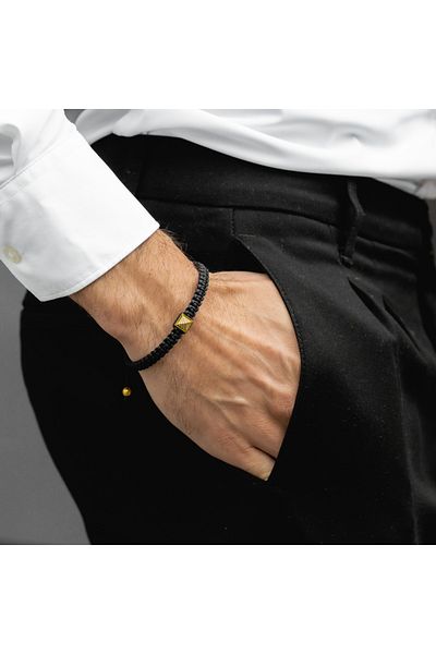 GT Collection Συλλογή GT, Ανδρικό Βραχιόλι Πυραμίδας με Χρυσή Ζιργκόν, Ένα Μέγεθος & Ρυθμιζόμενο Μαύρο Νάιλον Κορδόνι