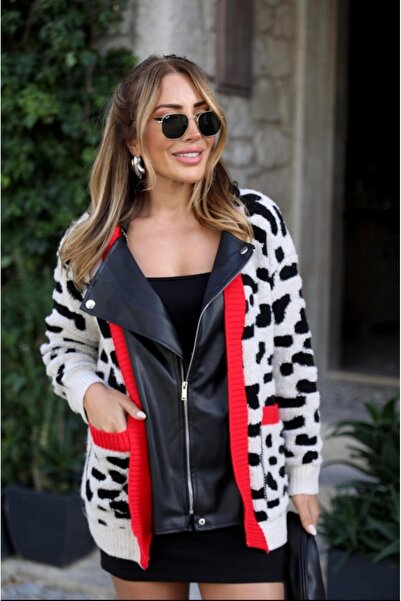 QİMYA BUTİK سترة نسائية كبيرة الحجم من RIVERDI بتصميم جلدي مفصل