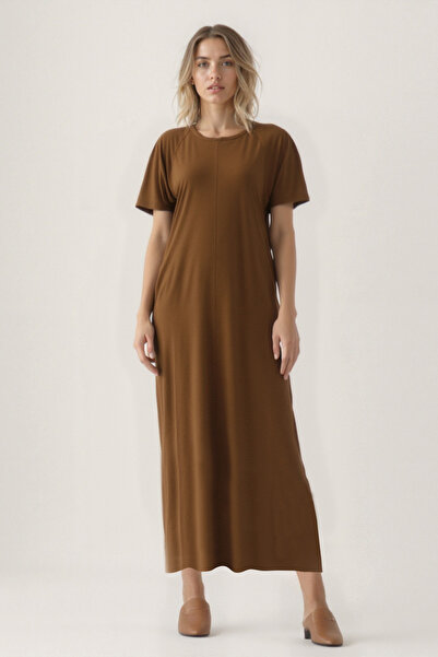 Vitrin Велосипедний комір, короткий рукав, сукня