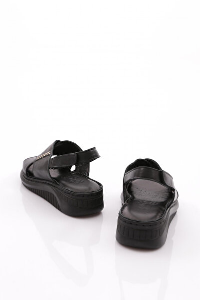 DGN 083 Women's Cross Strap Sandals