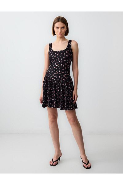 Jimmy Key Black Relaxed Fit Square Neck Sleeveless Floral Print Knitted Mini Dress