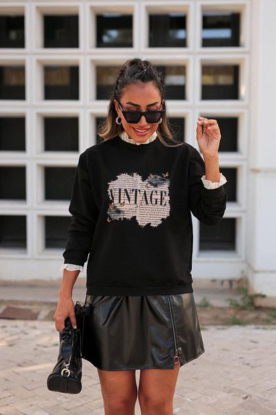 BEBE PLUS Women's Lace and Print Detailed Vintage Sweatshirt