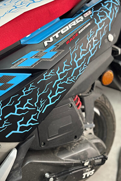 Banxtre Motor ve Kask için Açık Mavi Parçalı Şimşek Sticker Etiket (32 Parça)