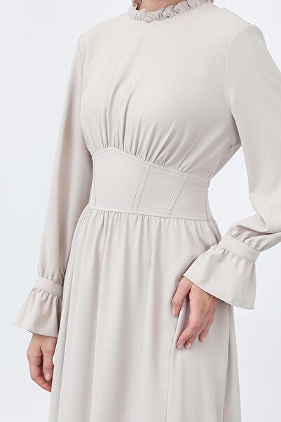 Puane Γυναικείο φόρεμα με κορσάζ στη μέση και λεπτομέρεια στο λαιμό -12614ELB - Μπεζ