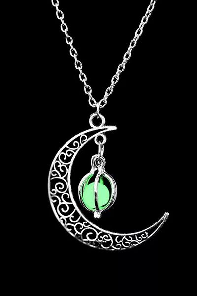 Takı Dükkanı Shining in the Dark Phosphorescent Moon Necklace Bbk26