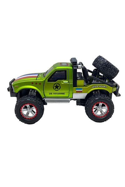 JPT Green Jeep metal model with figurine