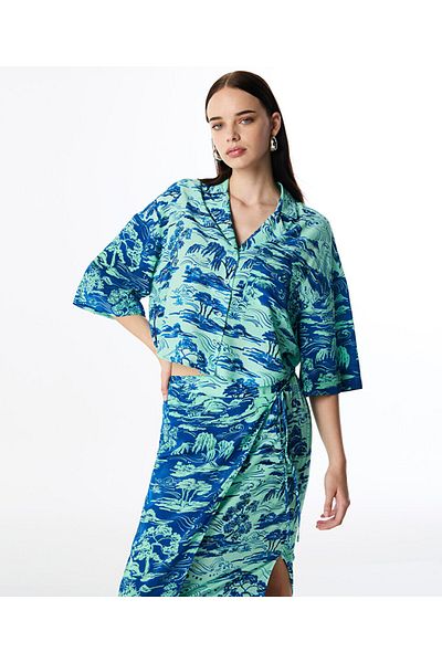 Twist Patterned Mono Collar Shirt