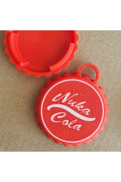 Mizaku سلسلة مفاتيح على شكل حافظة من Fallout Nuka Cola لجهاز AirTag