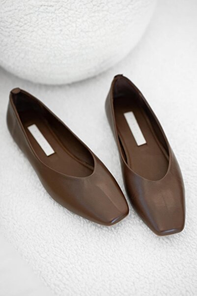 Parponi Bety Квадратні носки з натуральної шкіри, коричневі