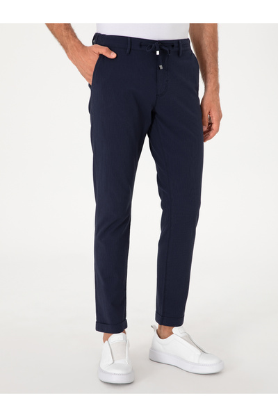 Cacharel Koyu Lacivert Slim Fit Gofreli Beli Bağcıklı Spor Pantolon 50305618-VR100