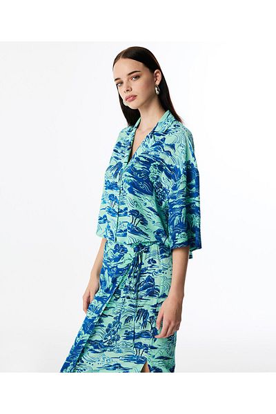 Twist Patterned Mono Collar Shirt