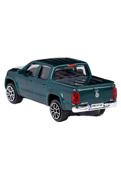 JPT Volkswagen Amarok 2011 model car 1:43 scale green Bburago