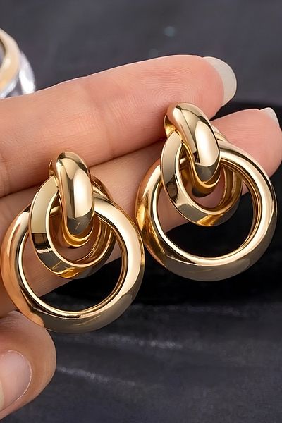 PREGIO Interlocking Round Model Gold Color Women's Hoop Earrings Kp24