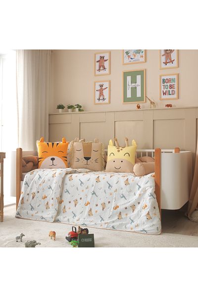 JOYFUL KIDS Jungle Safari Themed 100% Cotton Muslin Sleeping Set – Tiger, Lion, Giraffe Pillows