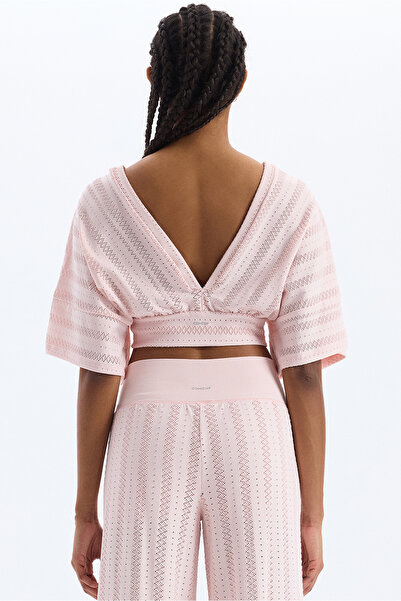 COMEUP Jacquard Hole Patterned Bat Sleeve Crop Top Soft Powder