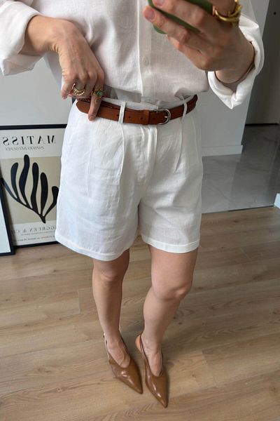 Sue Store Λευκό Premium λινό σορτς με ζώνη