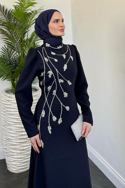 MERVEN AKYÜZ Βραδινό φόρεμα Arinya Side Stone Tail Navy Blue