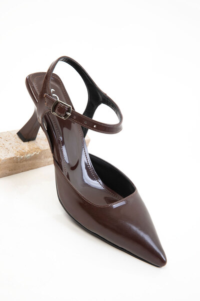 SOHO Braune Lackleder Damen Klassische Schuhe mit Absatz 20644