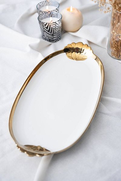 ACAR Arwen Oval Gold Presentation Tray - 40.5 cm