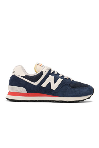 New Balance أحذية رجالية باللون الأزرق الداكن 574