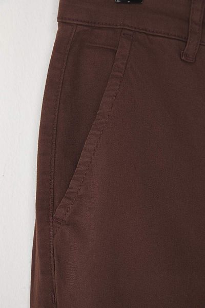 Trendyol Collection Καφέ Slim Fit Basic Chino εύκαμπτο παντελόνι Gabardine TMNSS25PL00018