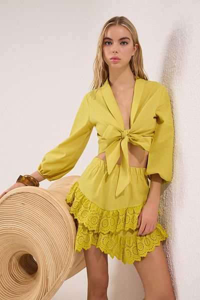 Trendyol Collection Πράσινο*010 Απλό Crop Woven 56% Βαμβάκι, 44% Πολυεστέρας Μπλούζα