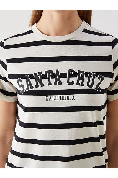 LC Waikiki Γυναικείο μπλουζάκι με λαιμόκοψη California με στάμπα