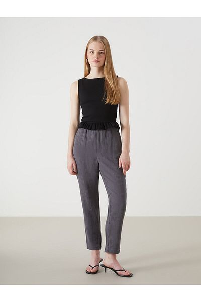LC Waikiki Crop Crew Neck Crop pentru femei