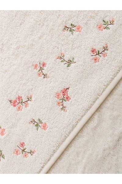 LC Waikiki Floral Embroidered Cotton Face Towel 50X80 cm