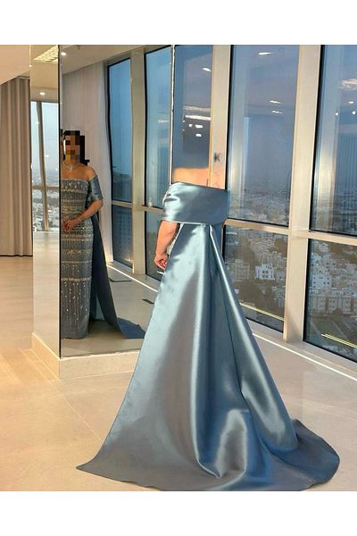 NR FASHION Beaded dress with mikado train