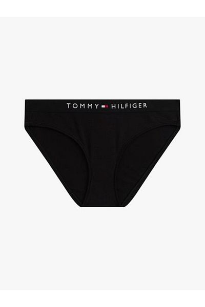 Tommy Hilfiger البكي