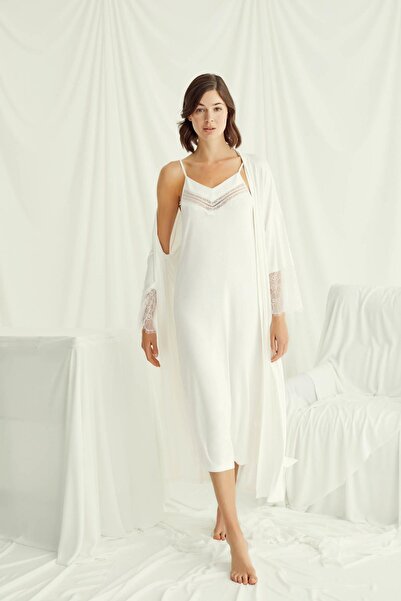 MONAMİSE Woman, low-cut, lace collar and sleeve, ecru dressing gown set