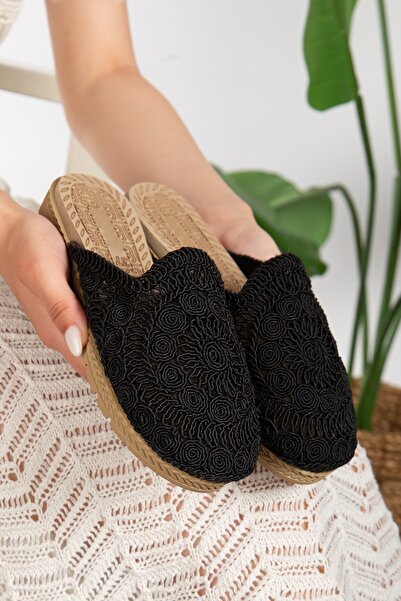 Jackers Kadın Hasır Taban Örgülü Önü Kapalı Terlik